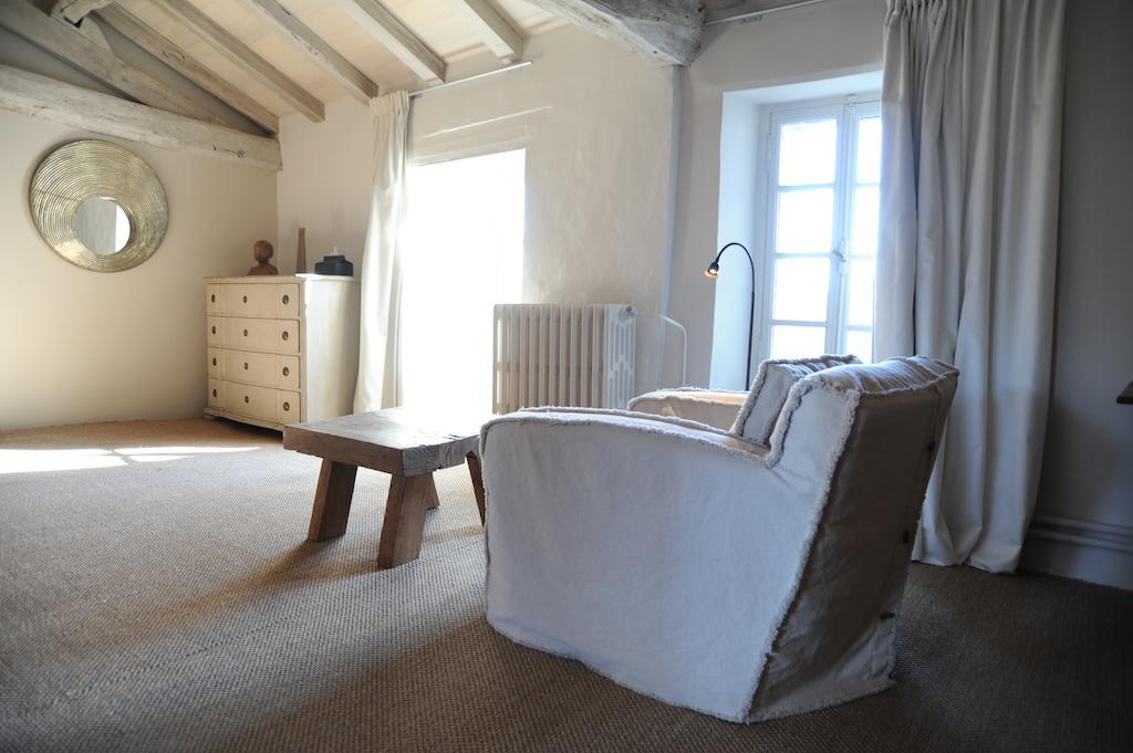 Perignac Chateau De Lerse住宿加早餐旅馆 客房 照片