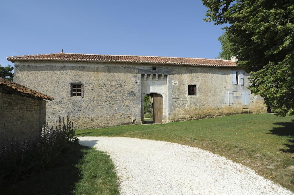 Perignac Chateau De Lerse住宿加早餐旅馆 外观 照片