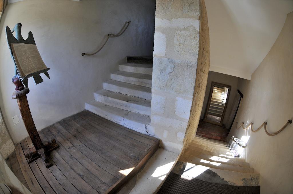 Perignac Chateau De Lerse住宿加早餐旅馆 外观 照片